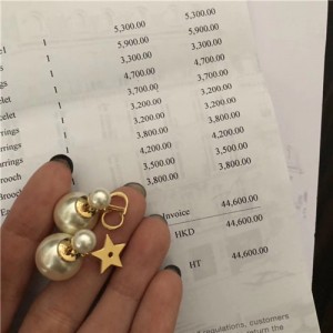 디올 귀걸이 D9102 2020/신상 (정품과 비교가능한 퀄리티)