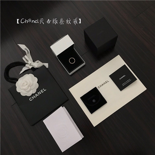 샤넬 반지 C6900 2020/신상 ( 사이즈 카톡상담) (정품과 비교가능한 퀄리티)