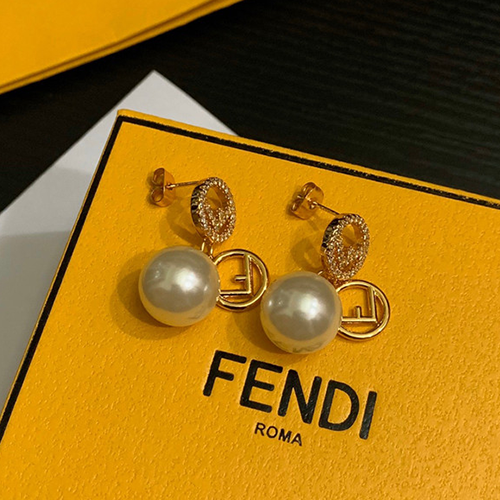 펜디 귀걸이 F4999 2020/신상 (정품과 비교가능한 퀄리티)