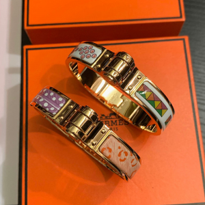 에르메스 팔찌 H5013 2020/신상 (디자인 카톡상담) (정품과 비교가능한 퀄리티)