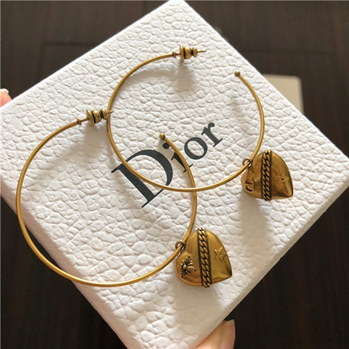 디올 귀걸이 D9131 2020/신상 (정품과 비교가능한 퀄리티)