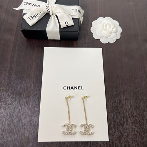 샤넬 귀걸이 C4700 2023/신상 (정품과 비교가능한 퀄리티)