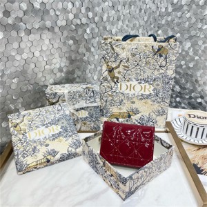 디올 에나멜 가죽 반지갑 S0178-3 2023/신상