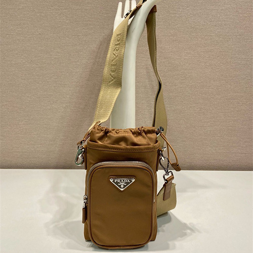 프라다 드로스트링 리나일론 스마트폰 케이스 2ZH155 2024/신상