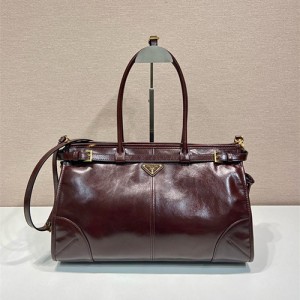 프라다 시그니처 라지 숄더백 1BA433 2024/신상