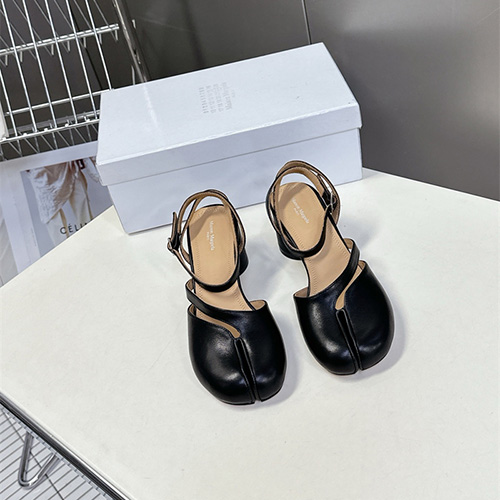 메종 마르지엘라 여성용 샌들 (굽높이6CM) M86468-1 2025/신상