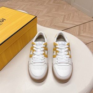 펜디 남여공용 스니커즈 F13744-1 2025/신상