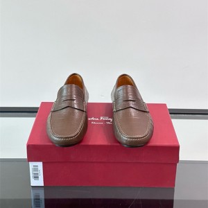 페레가모 남성용 로퍼 F33194-1 2025/신상