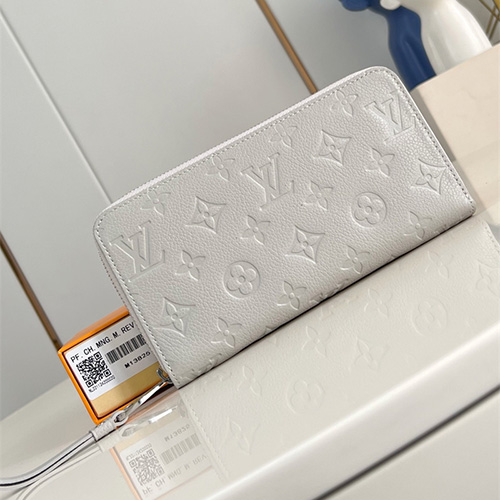 루이비통 지피 장지갑 M13825 2025/신상