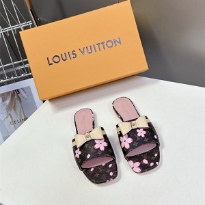 루이비통 여성용 슬리퍼 L66967-2 2025/신상
