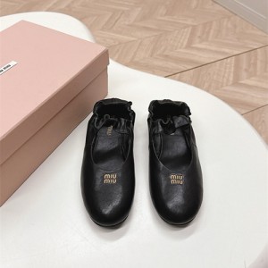 미우미우 여성용 단화 M82252-1 2025/신상