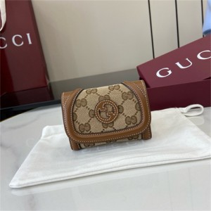 구찌 블론디 동전/카드/명함지갑 818811 2025/신상