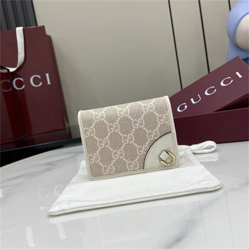 구찌 GG 엠블럼 반지갑 820692 2025/신상