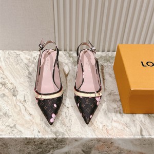루이비통 여성용 샌들 (굽높이4.5CM) L19433-1 2025/신상