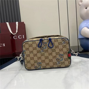 구찌 숄더백 817771 2025/신상