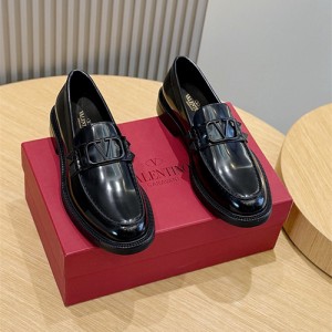 발렌티노 남성용 로퍼 V54635-1 2025/신상