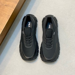 프라다 남성용 스니커즈 P98829-1 2025/신상
