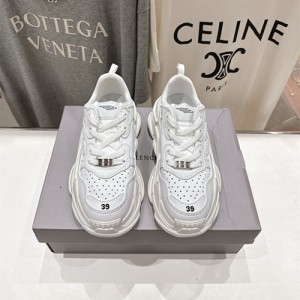 발렌시아가 여성용 스니커즈 B49018-1 2025/신상