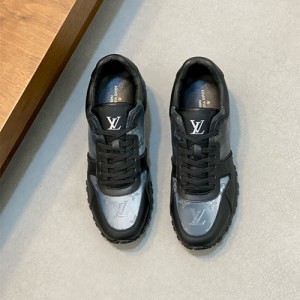 루이비통 남성용 스니커즈 L86431-2 2025/신상