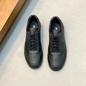 프라다 남성용 스니커즈 P97919-2 2025/신상
