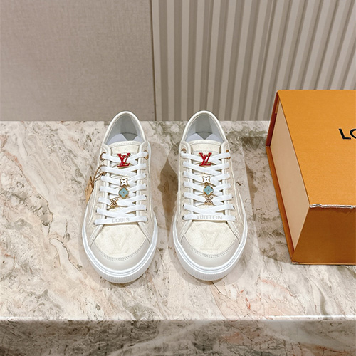 루이비통 남여공용 스니커즈 L03331-1 2025/신상