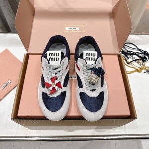 미우미우 여성용 스니커즈 M55725-1 2025/신상
