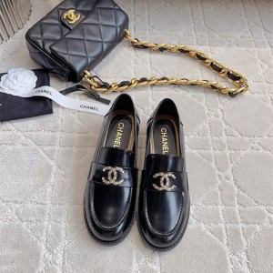 샤넬 여성용 로퍼 C77822-1 2025/신상