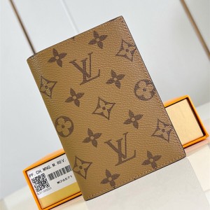 루이비통 패스포트 커버 여권지갑 M26571 2025/신상