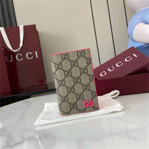 구찌 수프림 GG 폴드 오버 카드/명함지갑 768249 2025/신상