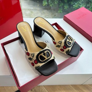 발렌티노 여성용 슬리퍼 V51445-2 2025/신상