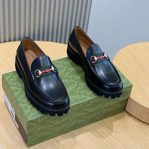 구찌 남성용 로퍼 G45439-1 2025/신상