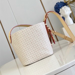 루이비통 올 인 BB M13480 2025/신상