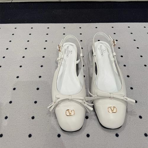 발렌티노 여성용 샌들 (굽높이2.5CM) V56565-1 2025/신상