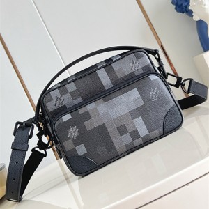 루이비통 닐 메신저백 M14988 2025/신상