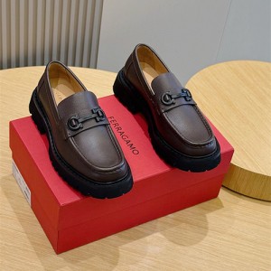 페레가모 남성용 로퍼 F33195-2 2025/신상