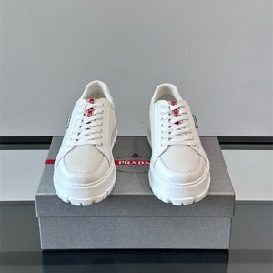 프라다 남성용 스니커즈 P98829-1 2025/신상