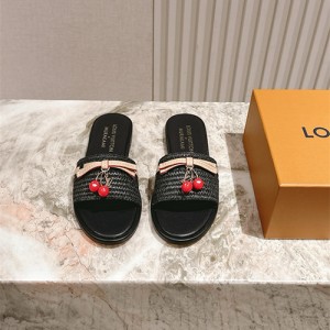 루이비통 여성용 슬리퍼 L68851-1 2025/신상