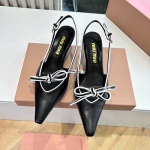 미우미우 여성용 샌들 M97868-2 2025/신상