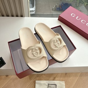 구찌 남여공용 슬리퍼 G88355-2 2025/신상