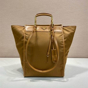 프라다 리나일론 라지 토트백 1BG561 2025/신상