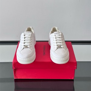 페레가모 남성용 스니커즈 F98845-1 2025/신상