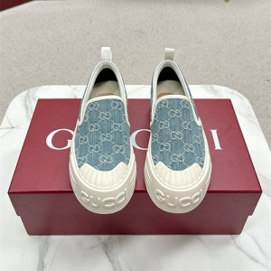 구찌 여성용 스니커즈 G71221-1 2025/신상