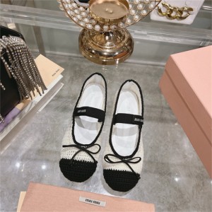 미우미우 여성용 단화 M82253-1 2025/신상