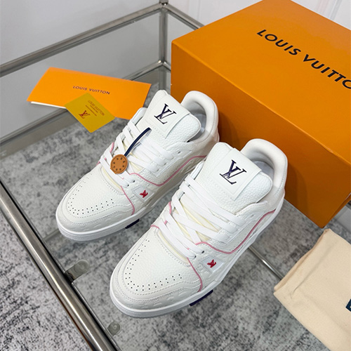 루이비통 남여공용 스니커즈 L93331-2 2025/신상