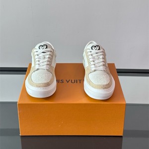 루이비통 남성용 스니커즈 L94542-1 2025/신상
