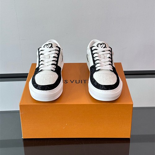 루이비통 남성용 스니커즈 L94542-2 2025/신상