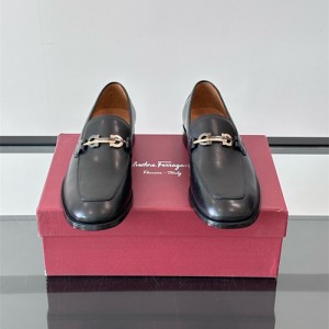 페레가모 남성용 구두 F35124-1 2025/신상