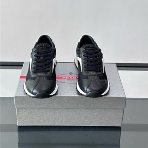 프라다 남성용 스니커즈 P98921-1 2025/신상