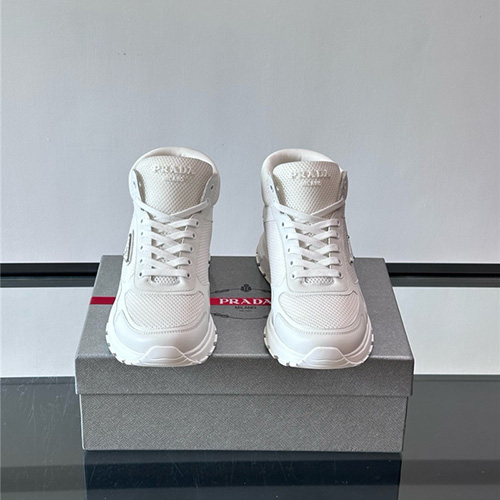 프라다 남성용 스니커즈 P99819-2 2025/신상