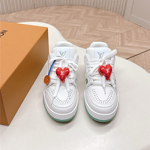 루이비통 남여공용 스니커즈 L96331-1 2025/신상